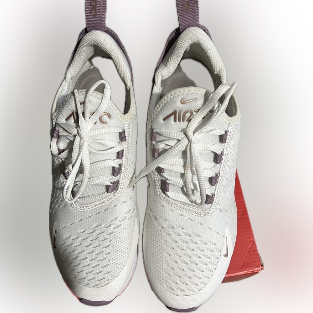 Nike Air Max 270 GS Summit